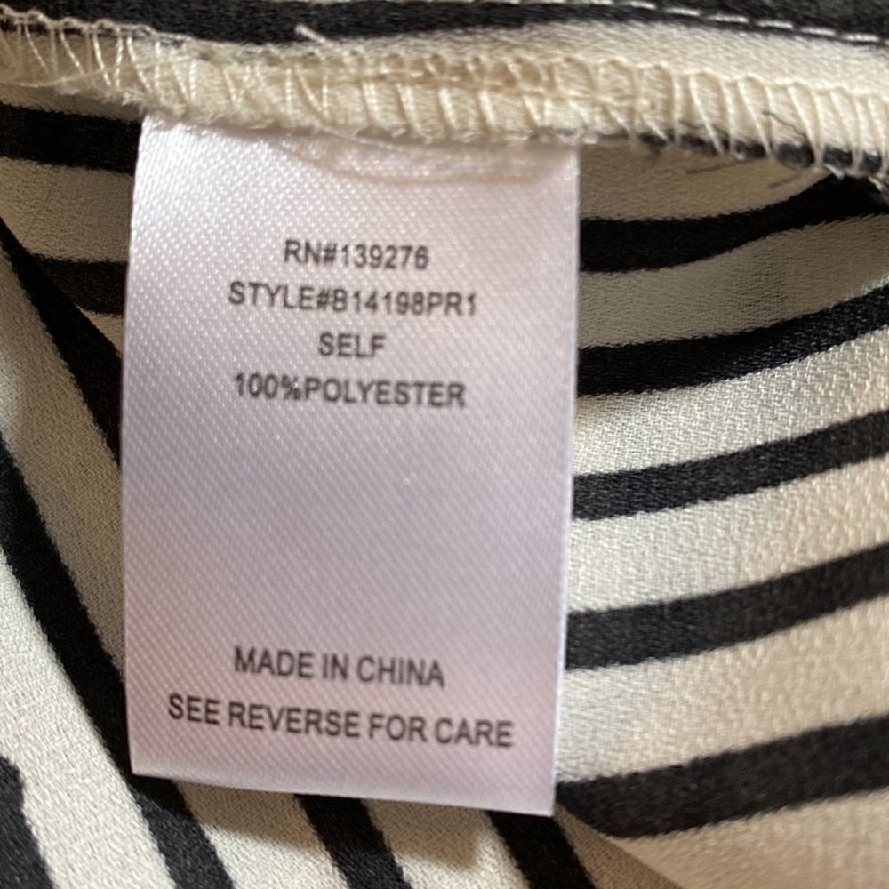 Black Rainn Women’s Stripe and Floral Blouse - Picture 6 of 8